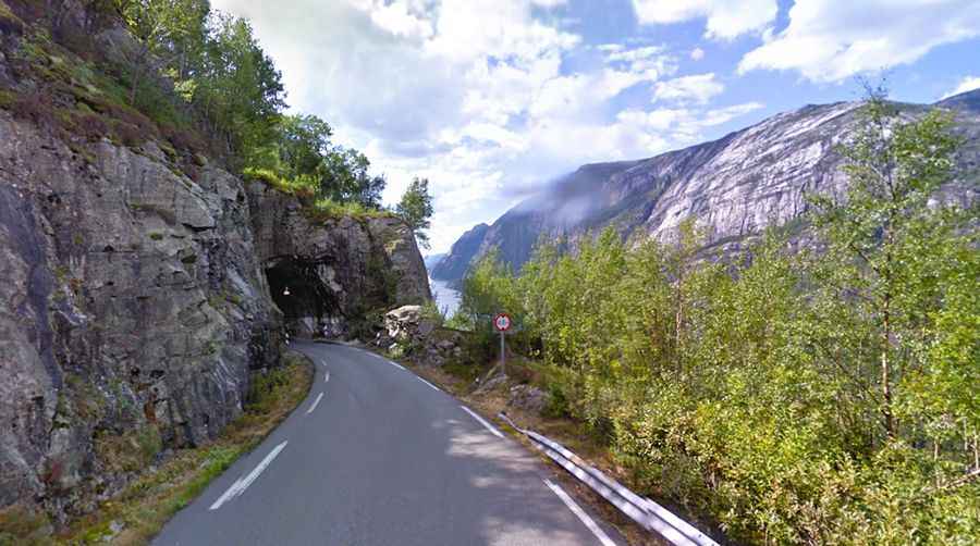 Discover the Thrills of Lysevegen: Norway's Famous Hairpinned Road